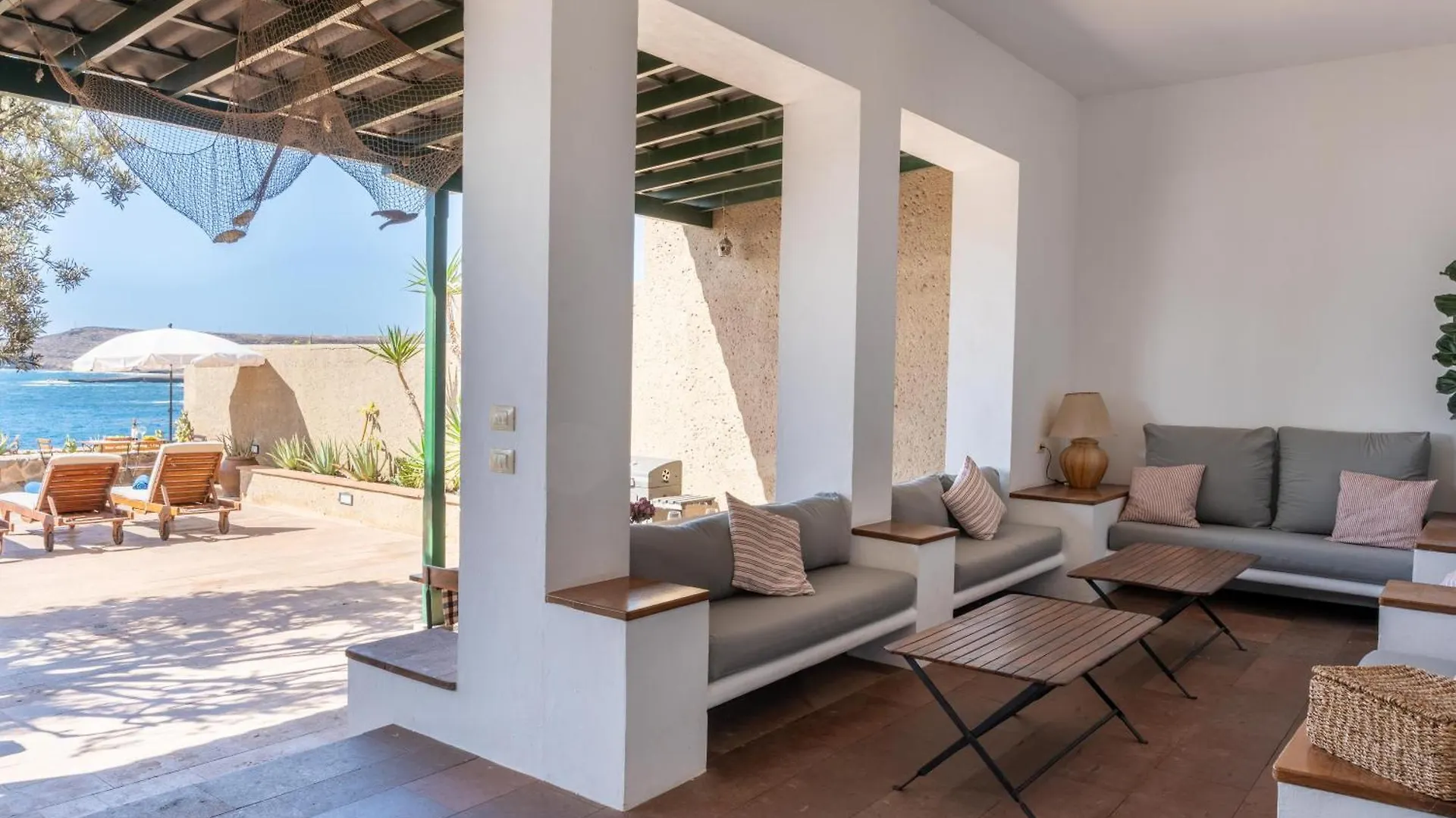 דירה פוריס דה אבונה Villa El Olivo - First Line With Direct Access To The Beach