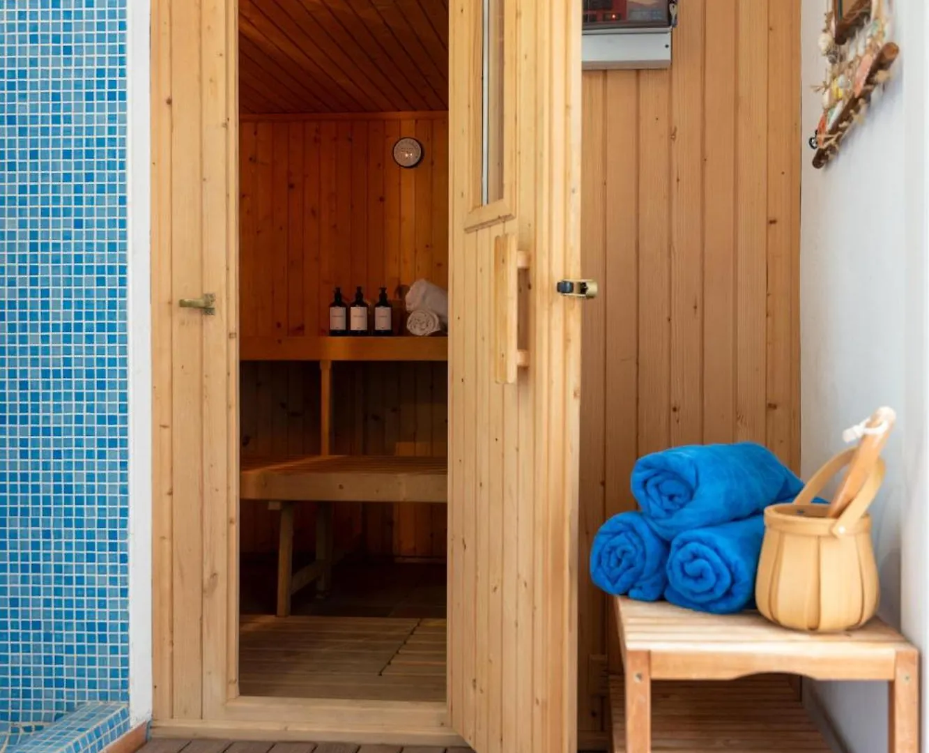 Villa El Olivo - First Line With Direct Access To The Beach Poris de Abona 0*,  Španělsko
